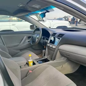 Toyota Camry 2010