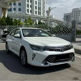 Toyota Camry 2016