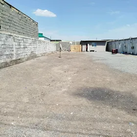 garadamak  arenda yer