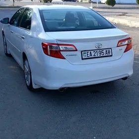 Toyota Camry 2012