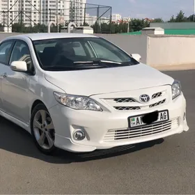 Toyota Corolla 2013