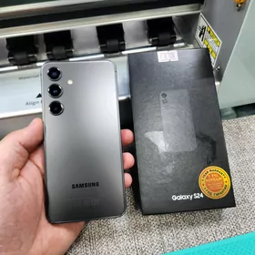 Samsung S24