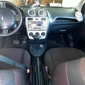 Ford Figo 2011