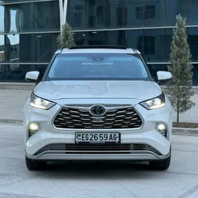 Toyota Highlander 2020