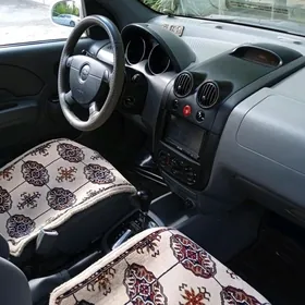 Chevrolet Aveo 2005