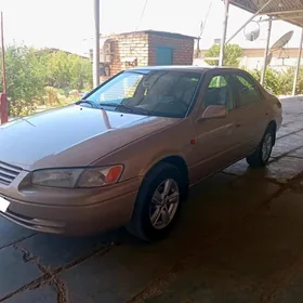 Toyota Camry 1997