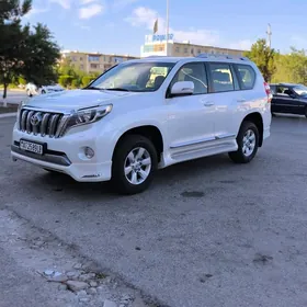 Toyota Land Cruiser Prado 2015