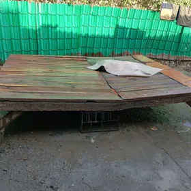 тапчан