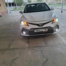 Toyota Camry 2020