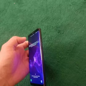 s9+