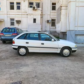 Opel Astra 1992