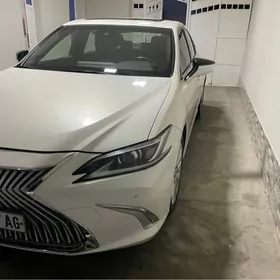 Lexus ES 350 2019