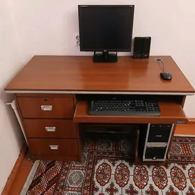 kompýuter üçin stol