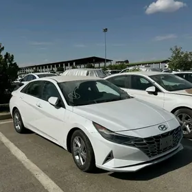 Hyundai Elantra 2021