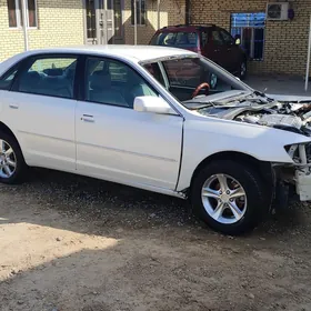 Toyota Avalon 2001