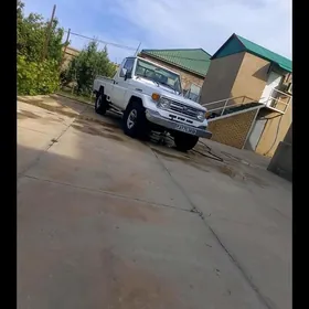 Toyota Land Cruiser 1997