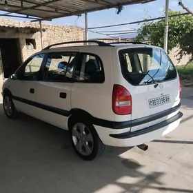 Opel Zafira 2001