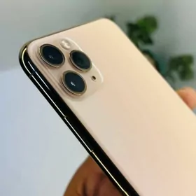 iPhone 11 Pro.