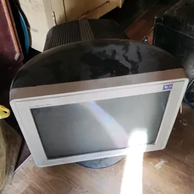 Kompyuter,monitor,klawiatura