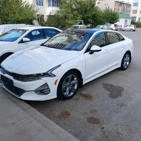 Kia K5 2021