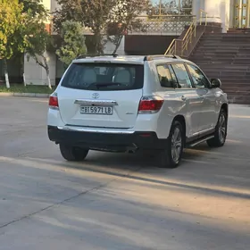 Toyota Highlander 2013