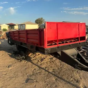 MTZ 82 2015