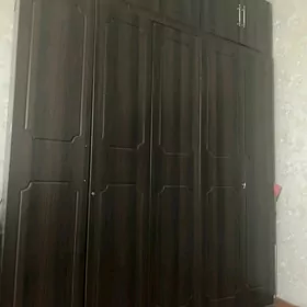 Mebelnyi skaf, Şifoner.