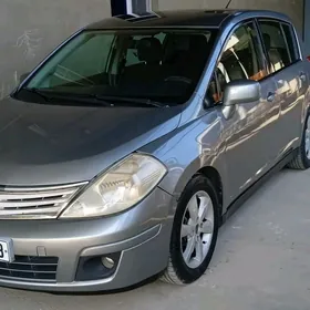 Nissan Versa 2010