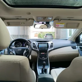 Hyundai Elantra 2014