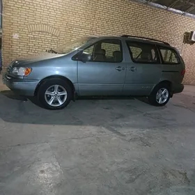 Toyota Sienna 1998