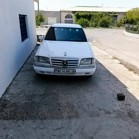 Mercedes-Benz 230E 1996