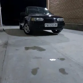 Opel Vectra 1992