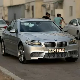 BMW F10 M5 2011