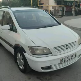 Opel Zafira 2002