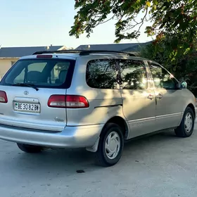 Toyota Sienna 2002