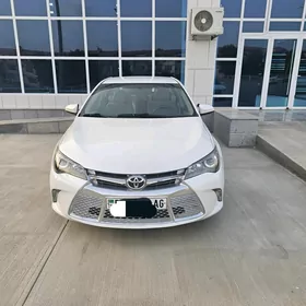 Toyota Camry 2017