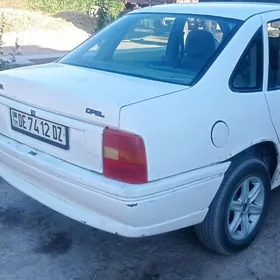 Opel Vectra 1992