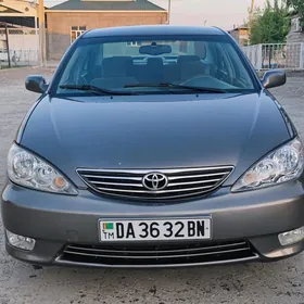 Toyota Camry 2005