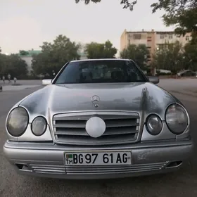 Mercedes-Benz 230E 1997