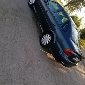 Opel Vectra 2000