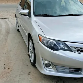 Toyota Camry 2013