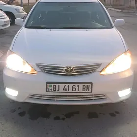 Toyota Camry 2004