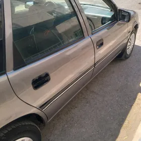 Opel Vectra 1990