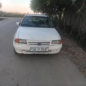 Opel Astra 1992
