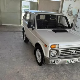 Lada Niva 1982