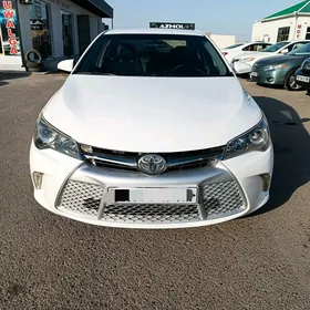 Toyota Camry 2016