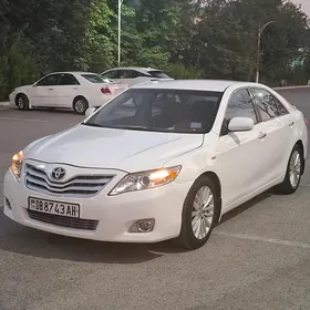 Toyota Camry 2011