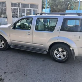 Nissan Pathfinder 2008