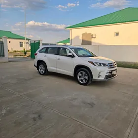 Toyota Highlander 2018