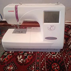Ýaka maşyn Janome